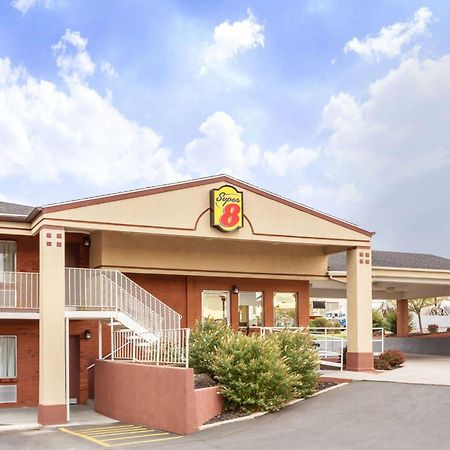 Super 8 By Wyndham Salina/Scenic Hills Area Hotel Buitenkant foto